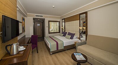 Dream World Aqua Oda