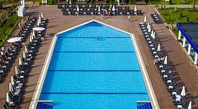 Eftalia Marin Resort Havuz / Deniz