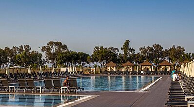 Eftalia Marin Resort Havuz / Deniz