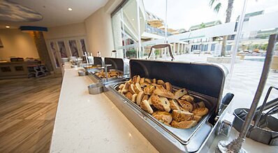 Example of hotel. Отель Эмир Бич бунгало 4 звезды. Ресторан натурал Фиш Кемер. Elamir Beach Bungalow SC Kemer Center, Кемер, Анталья. Elamir Resort Hotel Kemer *4 670 EUR.