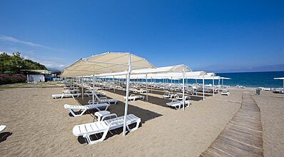 Elamir Resort Hotel Havuz / Deniz