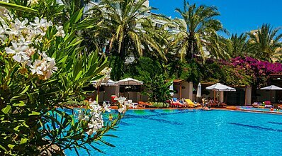 Elegance Hotels International Marmaris Havuz / Deniz