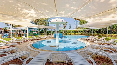 Euphoria Palm Beach Resort Havuz / Deniz