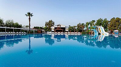 Euphoria Palm Beach Resort Havuz / Deniz