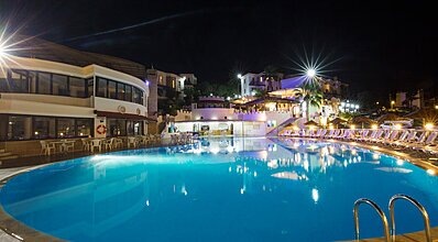 Family Belvedere Hotel Havuz / Deniz