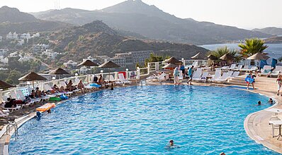 Family Belvedere Hotel Havuz / Deniz