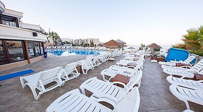 Family Belvedere Hotel Havuz / Deniz