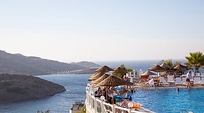 Family Belvedere Hotel Havuz / Deniz