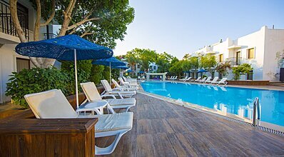 Flora Otel Bodrum Havuz / Deniz