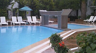 Flora Otel Bodrum Havuz / Deniz