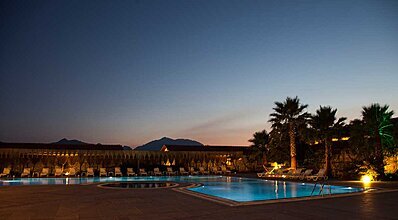 Flow Datca Hotel Havuz / Deniz