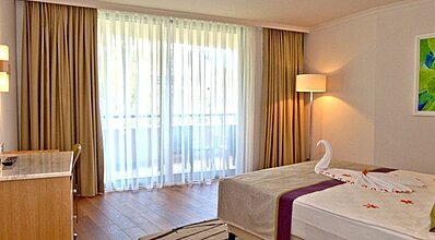 Fun And Sun Life Belek Oda