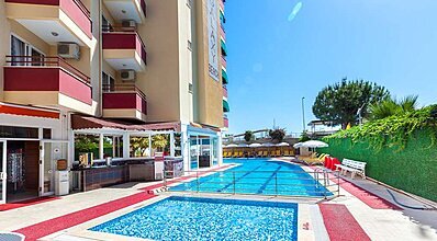 Galaxy Beach Hotel Havuz / Deniz