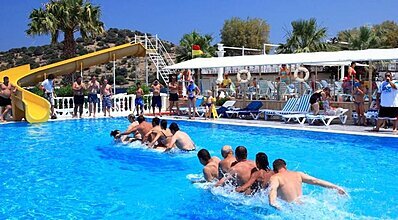 Golden Age Hotel Bodrum Havuz / Deniz