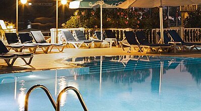 Golden Age Hotel Bodrum Havuz / Deniz