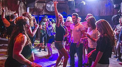 Grand Blue Sky Hotel Genel Görünüm