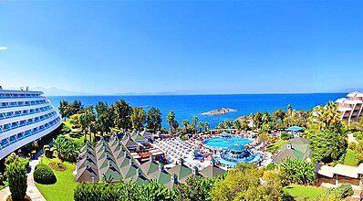 Grand Blue Sky Hotel Genel Görünüm