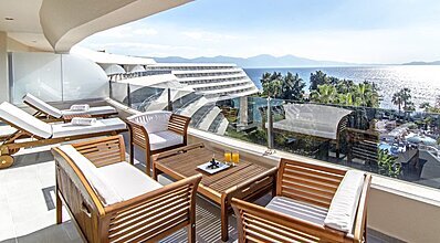 Grand Blue Sky Hotel Oda