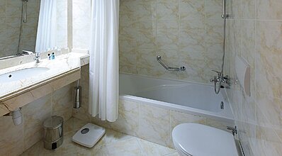 Grand Cettia Hotel Oda