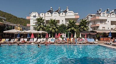 Grand Viking Hotel Havuz / Deniz