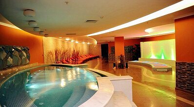 Green Nature Diamond Havuz / Deniz