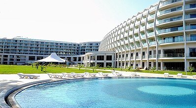 Green Nature Diamond Havuz / Deniz