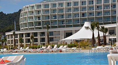 Green Nature Diamond Havuz / Deniz