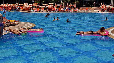 Green Nature Resort & Spa Havuz / Deniz