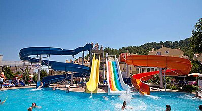 Green Nature Resort & Spa Havuz / Deniz