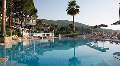 Greenport Otel Havuz / Deniz