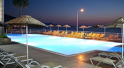 Greenport Otel Havuz / Deniz