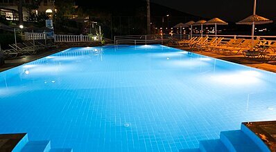 Greenport Otel Havuz / Deniz