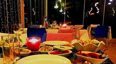 Gumuldur Mavi Deniz Otel Yeme / İçme