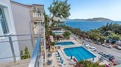 Habesos Hotel Havuz / Deniz