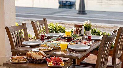 Hanedan Otel Yeme / İçme