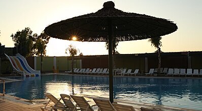 Hedef Beyt Hotel Resort Spa Havuz / Deniz