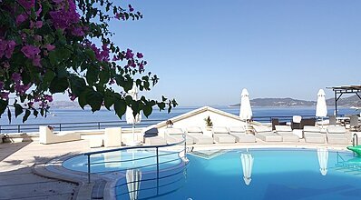 Hera Hotel Kaş Havuz / Deniz