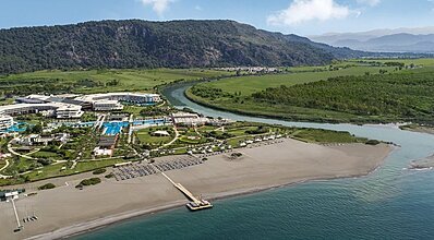 Hilton Dalaman Sarigerme Resort Spa Havuz / Deniz