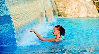 Horus Paradise Luxury Resort Havuz / Deniz