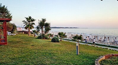 Horus Paradise Luxury Resort Havuz / Deniz