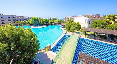 Horus Paradise Luxury Resort Havuz / Deniz