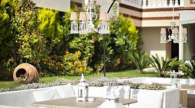 Hotel Carina Yeme / İçme