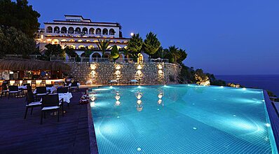 Kalamar Hotel Havuz / Deniz