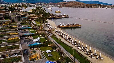 Kaya Palazzo Resort & Residences Le Chic Bodrum Havuz / Deniz