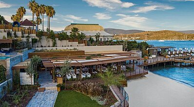 Kaya Palazzo Resort & Residences Le Chic Bodrum Havuz / Deniz