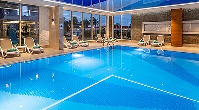 Kirman Sidera Luxury & Spa Havuz / Deniz
