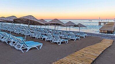 Kirman Sidera Luxury & Spa Havuz / Deniz