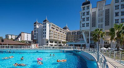 Kirman Sidera Luxury & Spa Havuz / Deniz