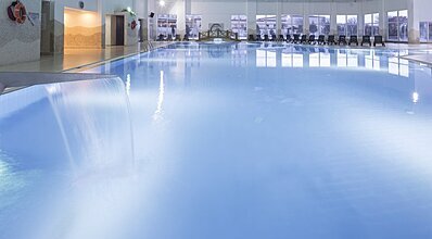 Korel Thermal Resort Clinic & Spa Havuz / Deniz