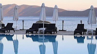 La Quinta by Wyndham Bodrum Havuz / Deniz